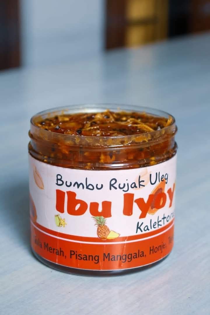 Bumbu rujak honje legendaris kalektoran ibu iyoy Tasikmalaya 300 mili