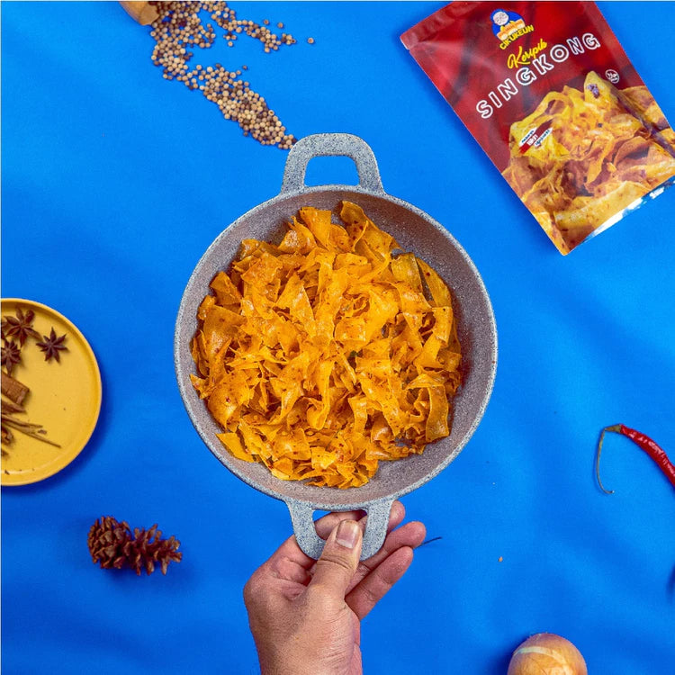 Keripik singkong pedas gurih renyah
